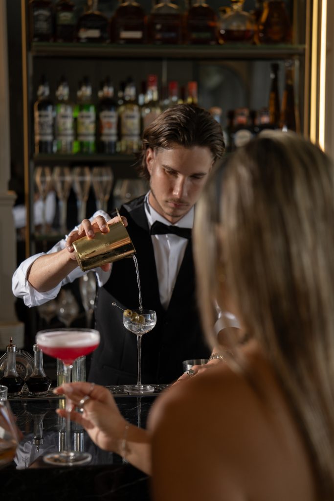 Jewel Cocktail Bar