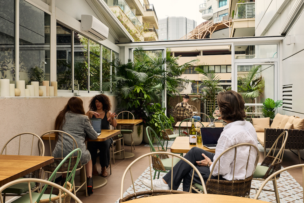 CAFE JEWEL