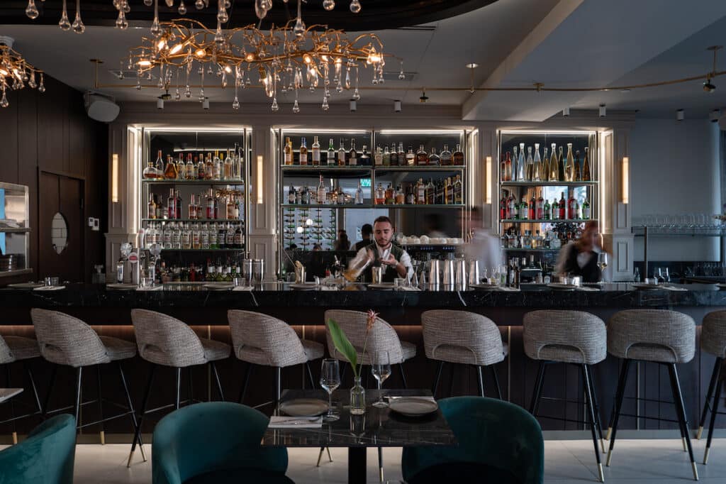 Jewel Cocktail Bar